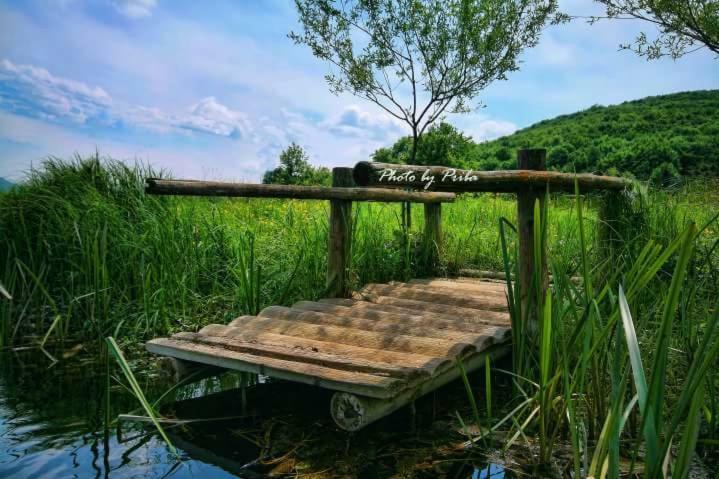 Holiday House Leona Otocac Bagian luar foto