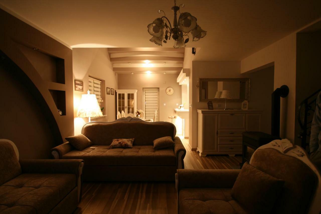 Holiday House Leona Otocac Bagian luar foto